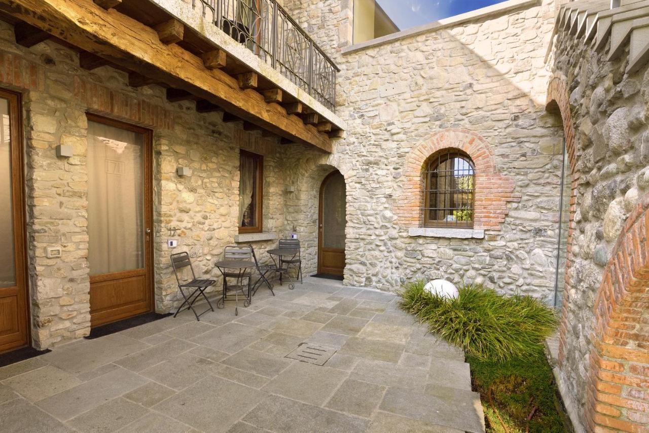 Il Borgo - 1711 Luxury Guest House Arlate Dış mekan fotoğraf
