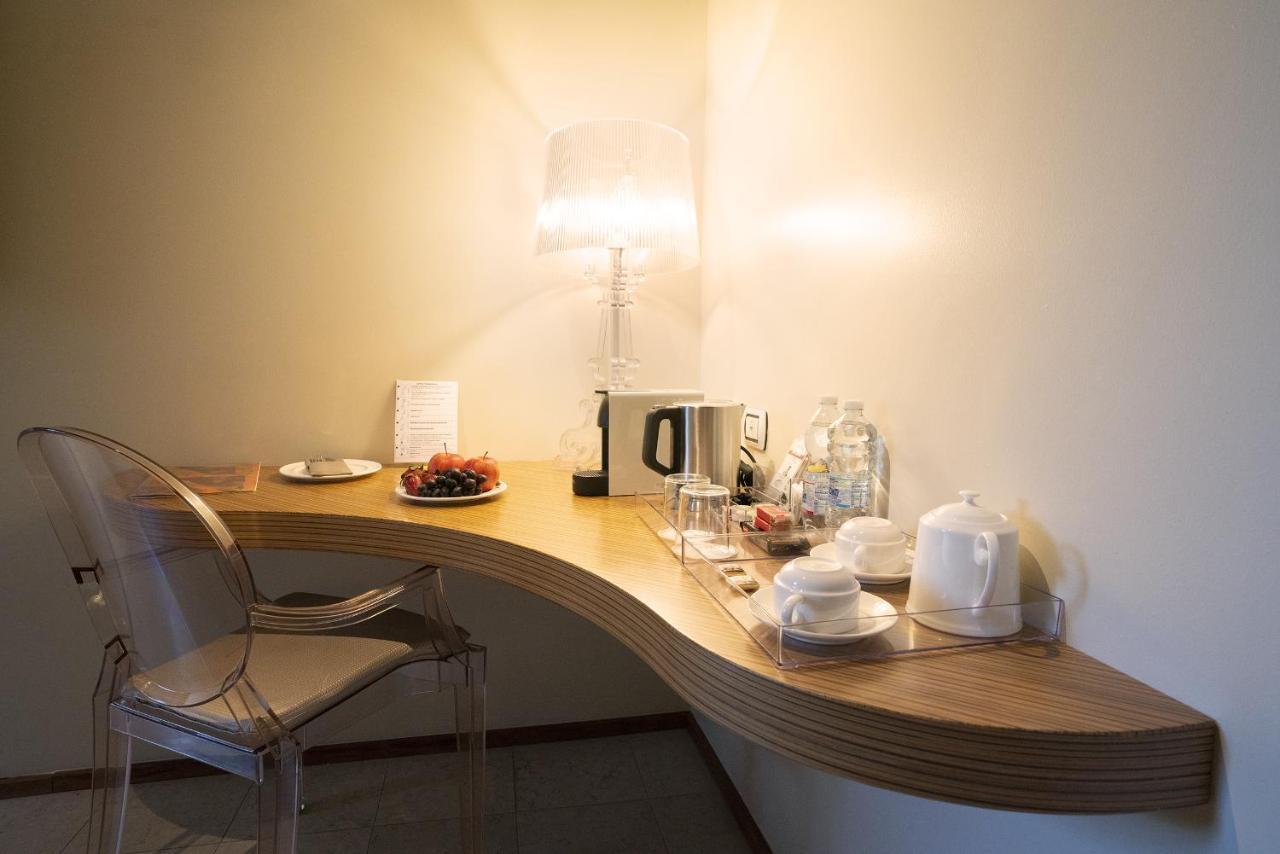 Il Borgo - 1711 Luxury Guest House Arlate Dış mekan fotoğraf