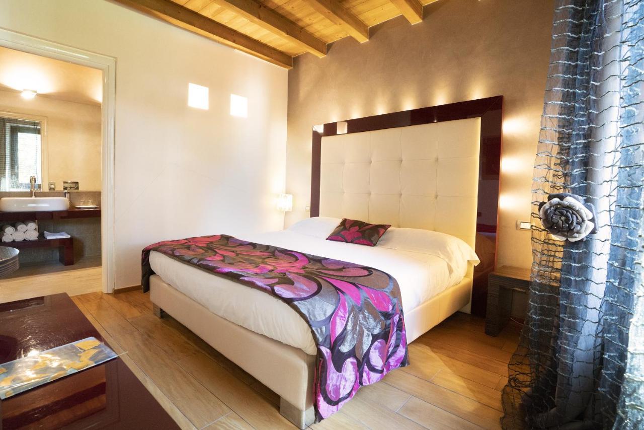 Il Borgo - 1711 Luxury Guest House Arlate Dış mekan fotoğraf